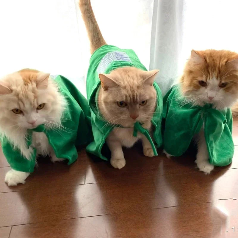 Dog Cat Cloak Christmas Anime Halloween Attack Titaner Pet Cape Shingeki No Kyojin Surveycosplay Costume Photograph Prop Gifts
